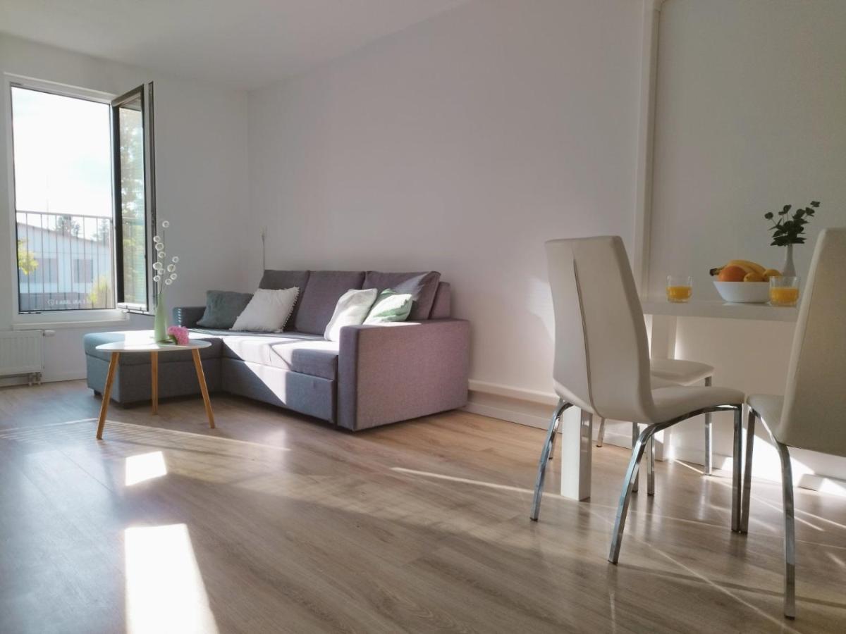 Apartment Sanya #3 Ljubljana Buitenkant foto